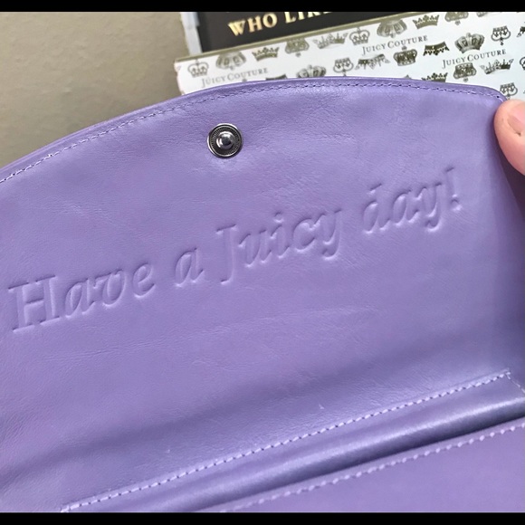 HOST PIC 12/18 Juicy Couture very vintage leather convertible - Picture 4 of 16